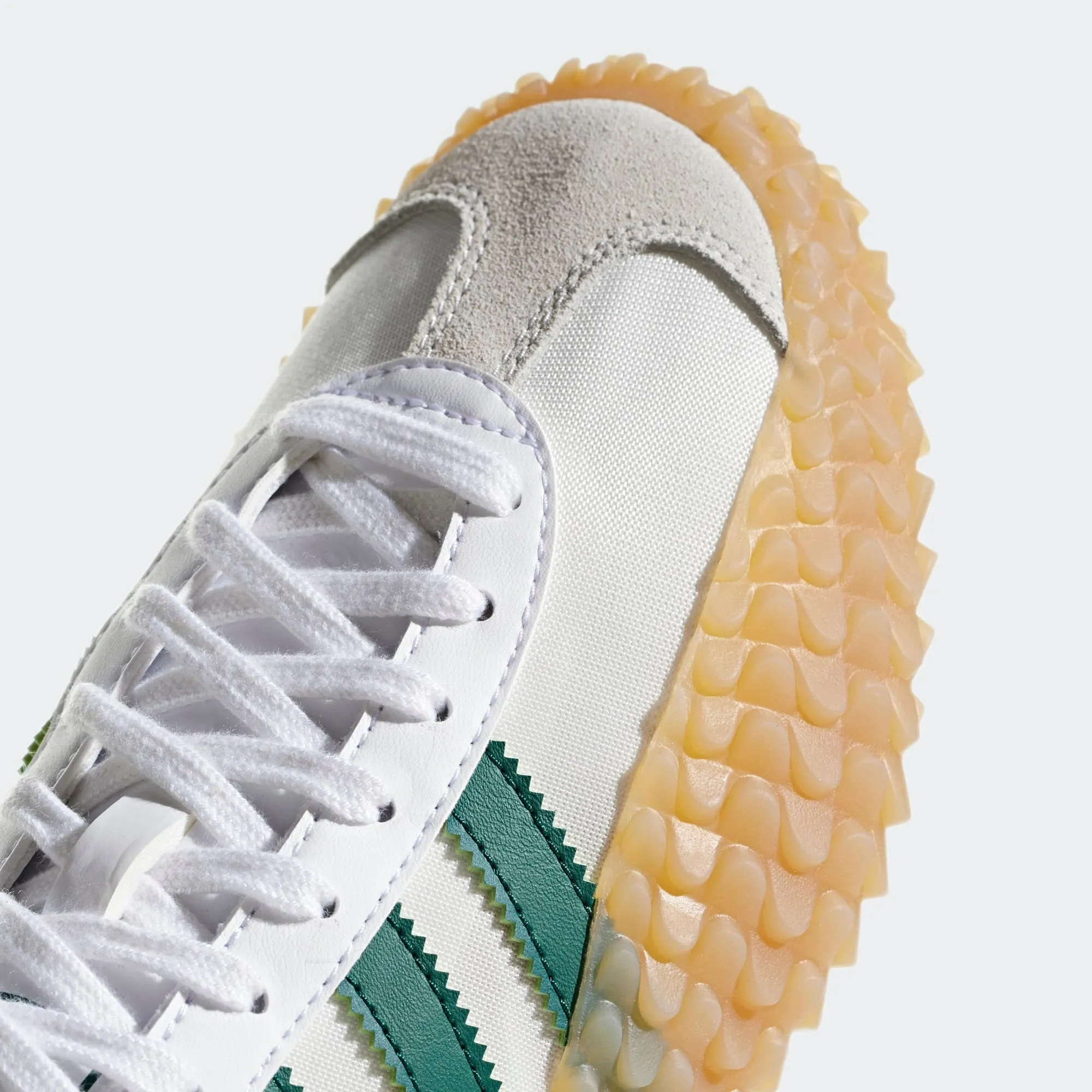 ADIDAS Kamanda x Country Never Made Pack (White/Green)(G26797)