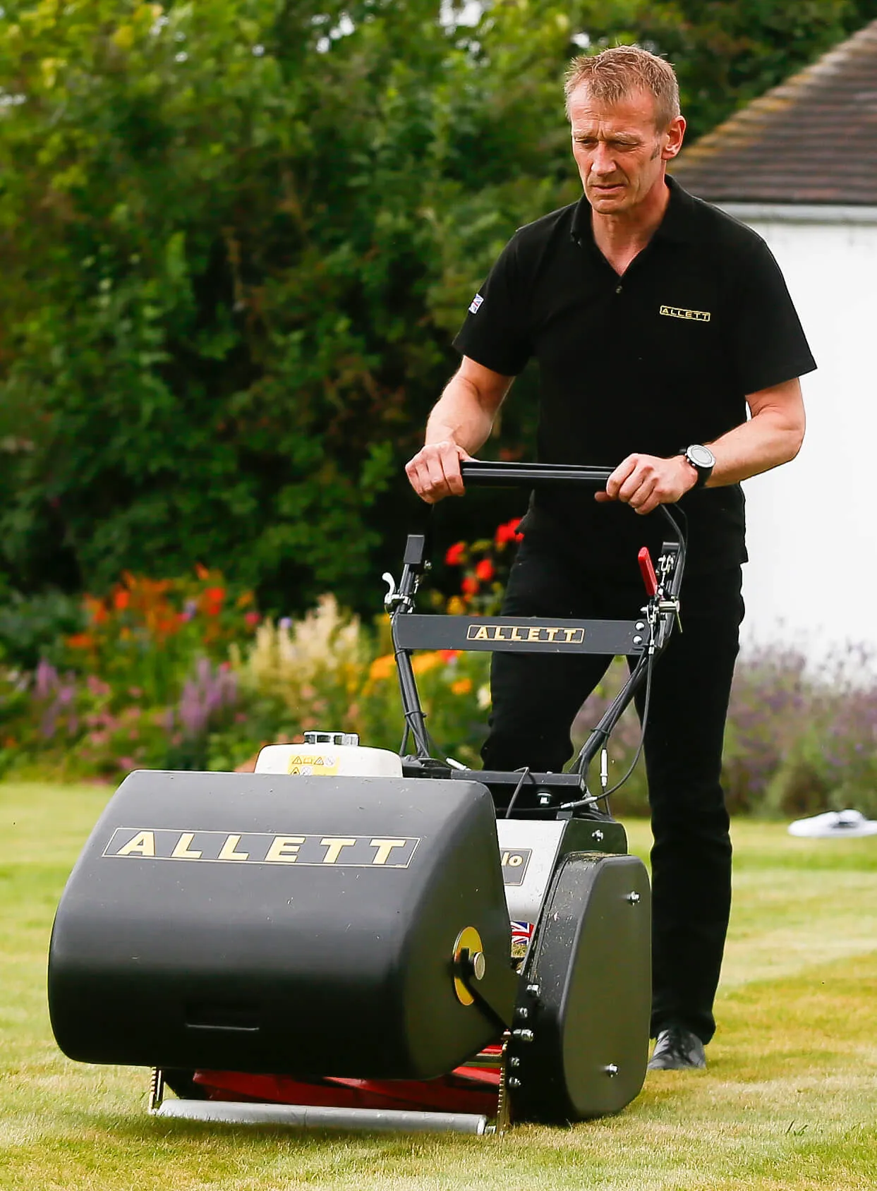 Allett Buffalo 24 Cylinder Mower