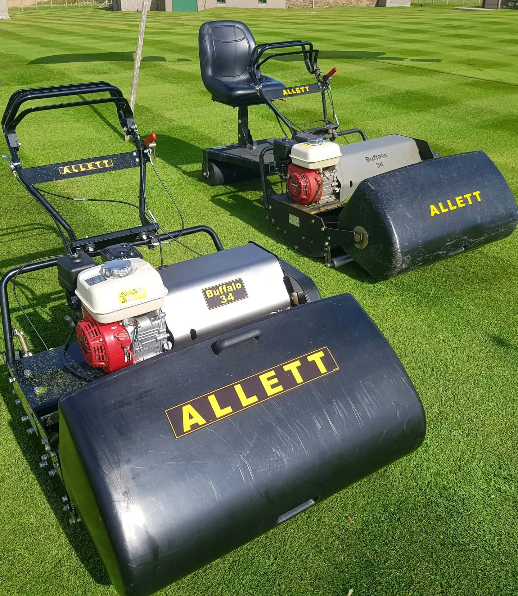 Allett Buffalo Gas Powered Reel Cylinder Mower with Honda Engine