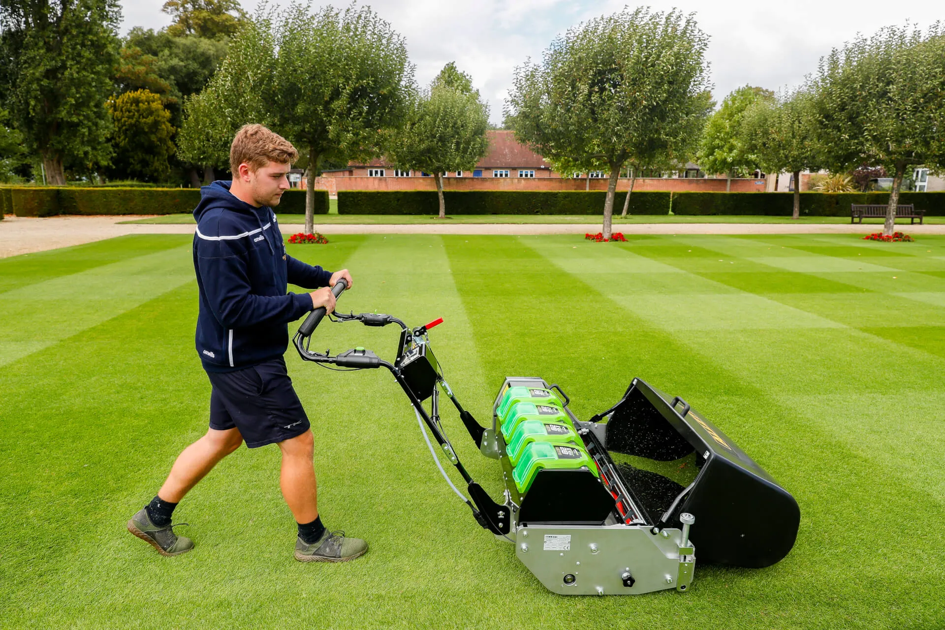 Allett C34/2 Evolution Cylinder Mower (Power-unit with Grassbox)