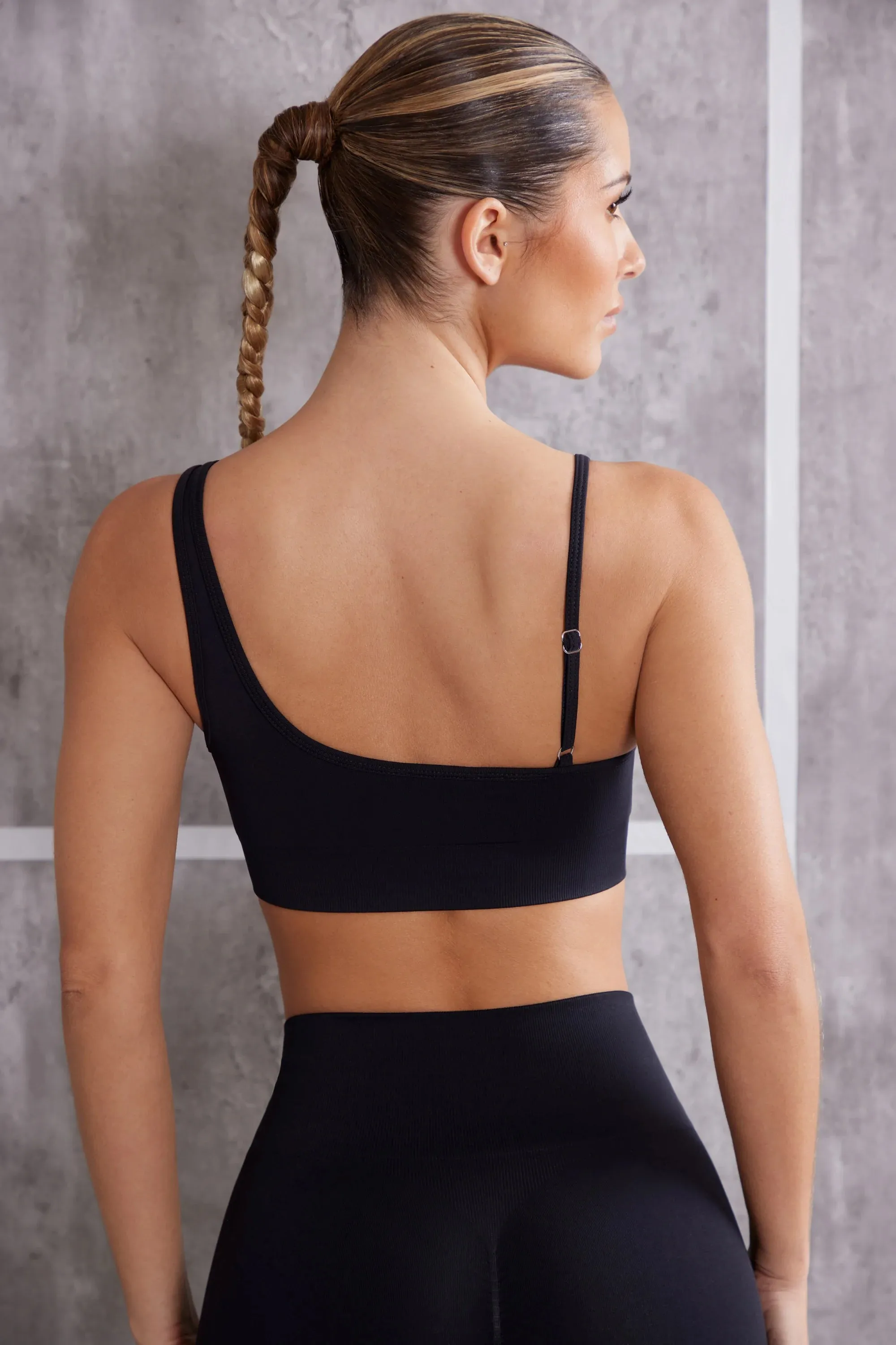 Asymmetric Sports Bra in Jet Black