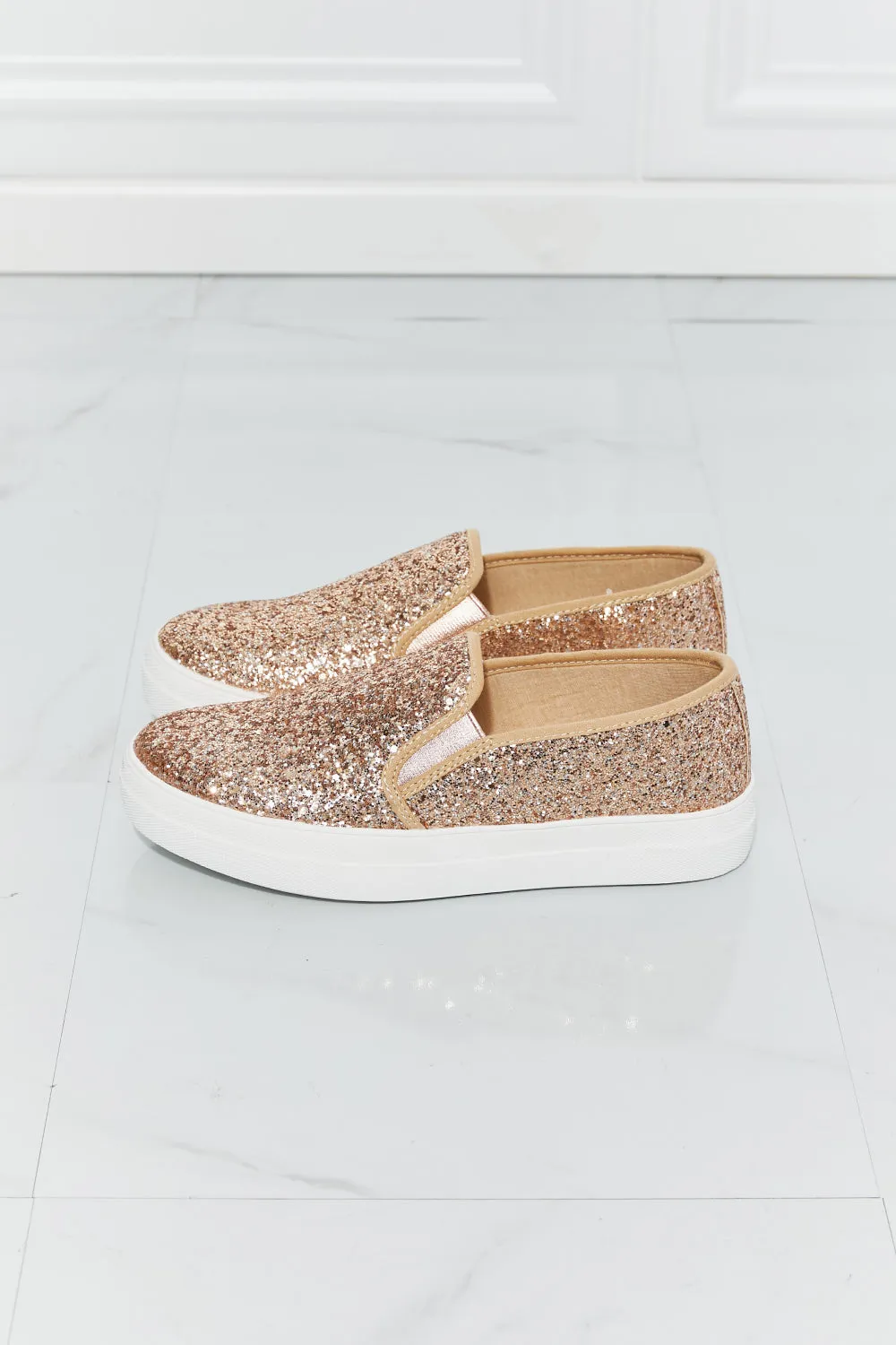 Fortune Dynamic City of Lights Glitter Slip-On Sneaker