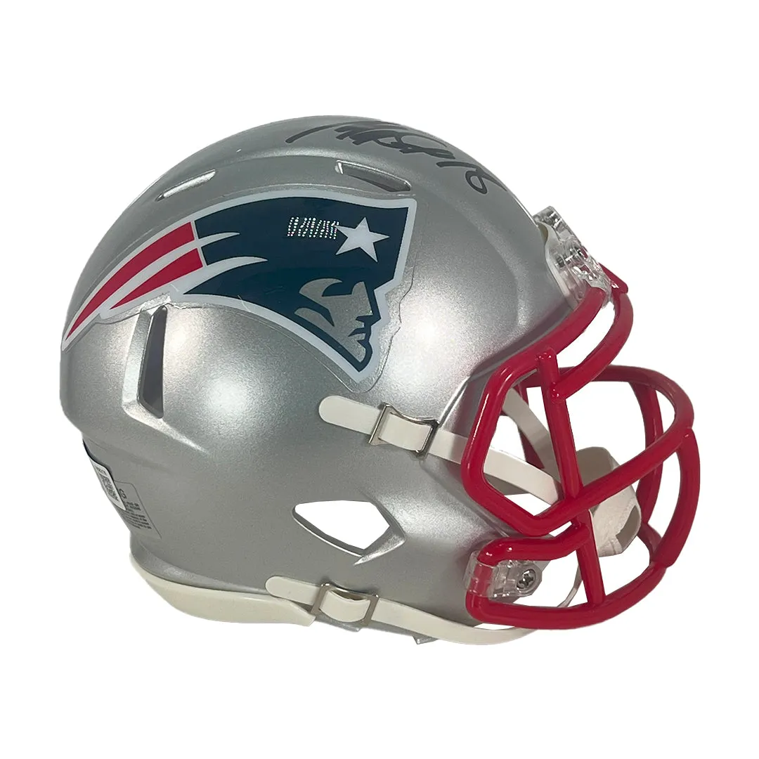 Matthew Slater Signed New England Patriots Speed Mini Football Helmet (Beckett)