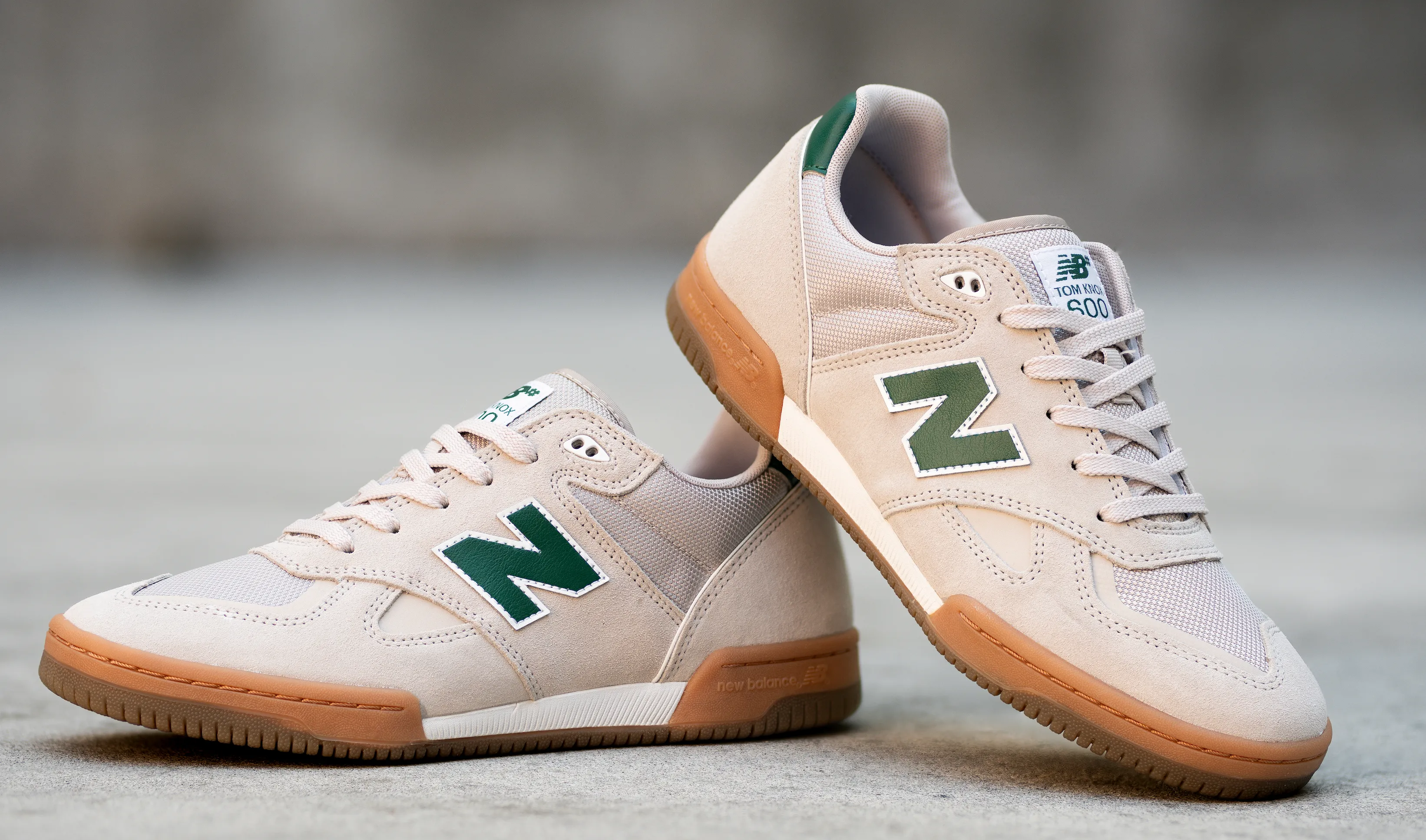 New Balance Numeric 600 Tom Knox Shoes - Timber Wolf / Forest Green