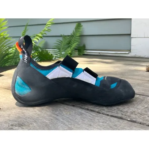 Tenaya Arai Climbing Shoes Men's 6.5/Women's 7.5