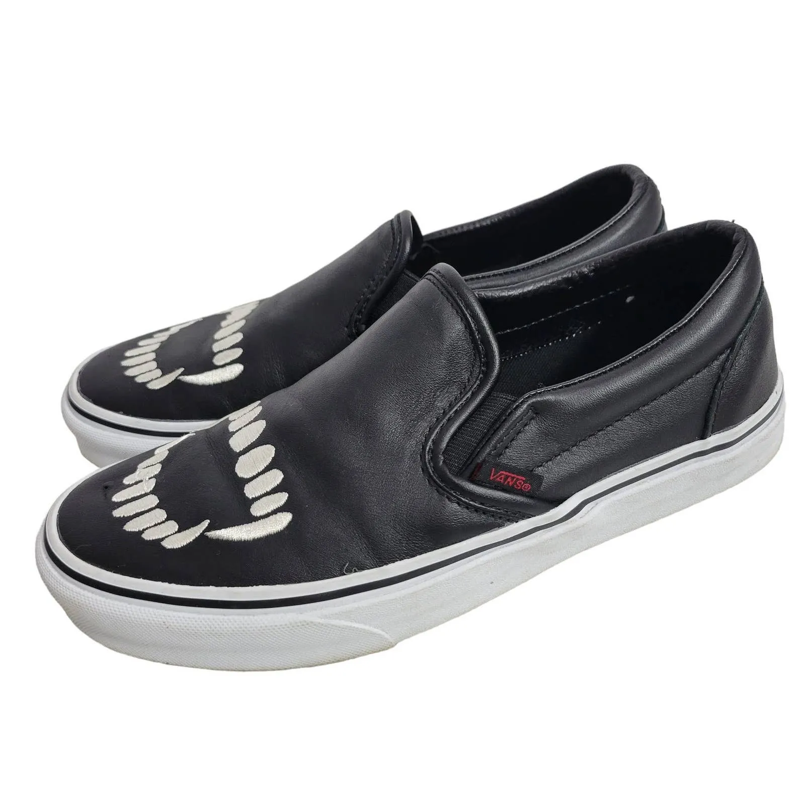 Vans Fangs Sneaker Slip On Black Leather Embroidered Unisex Size 8.5 Women 7 Men