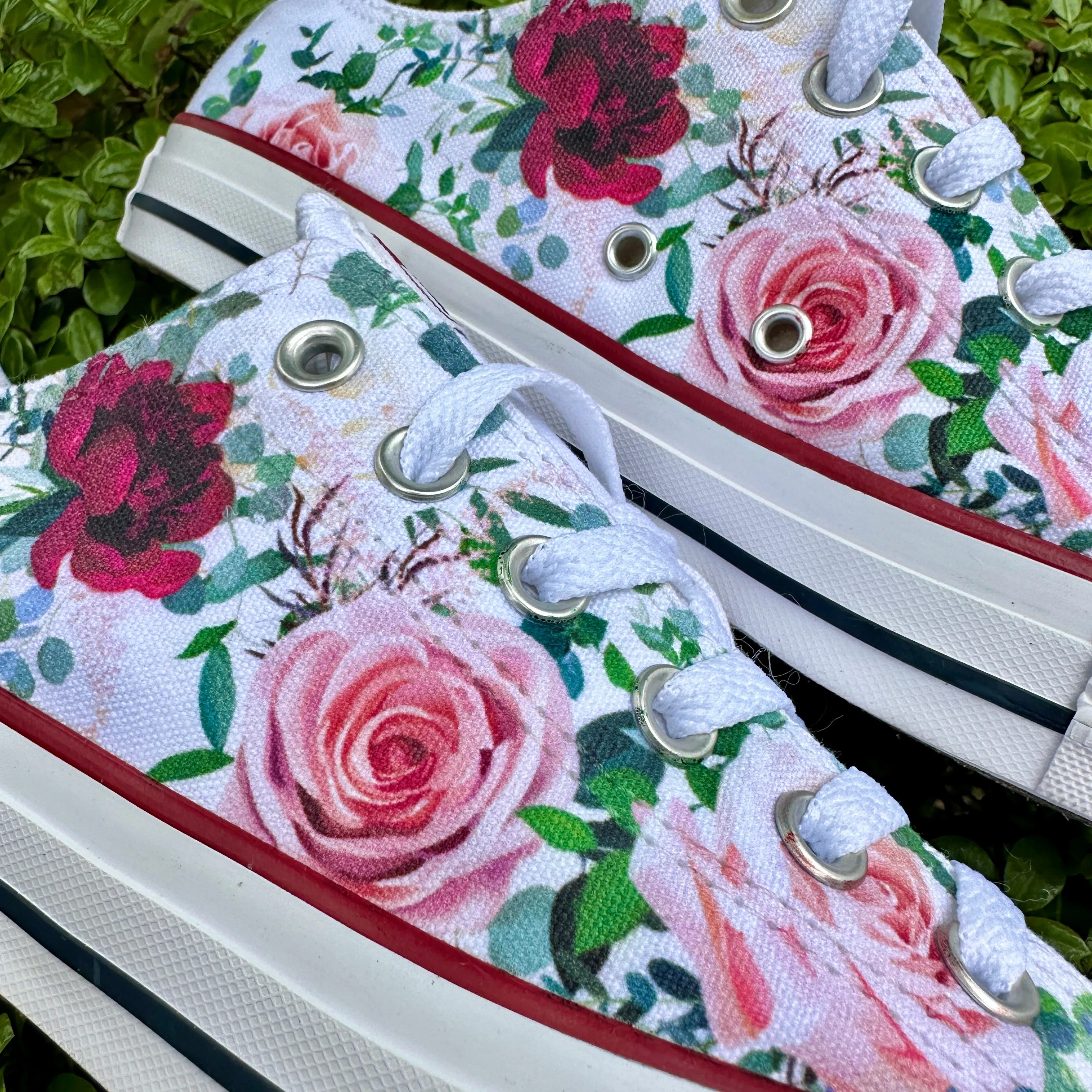 Whimsical Roses White Converse Low Top Chuck Taylor Shoes