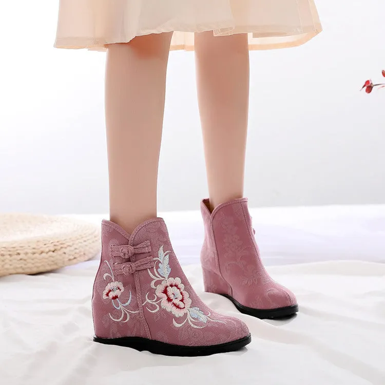 Women's Style Embroidered Height Increasing Insole Ancient Han Canvas Shoes